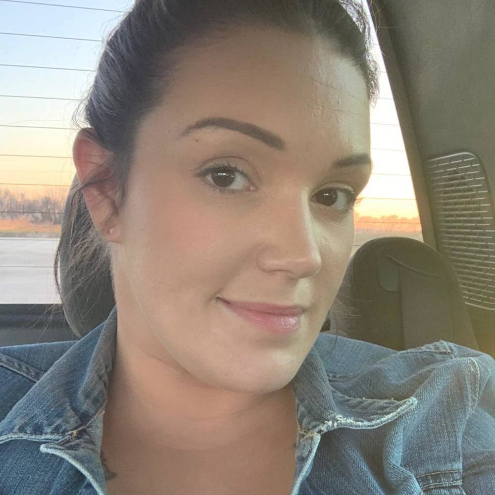 Meet your Posher, Ashley